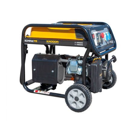 KOMPAK K4000R – benzínová elektrocentrála 3,8 kW s AVR a zásuvkami IP67